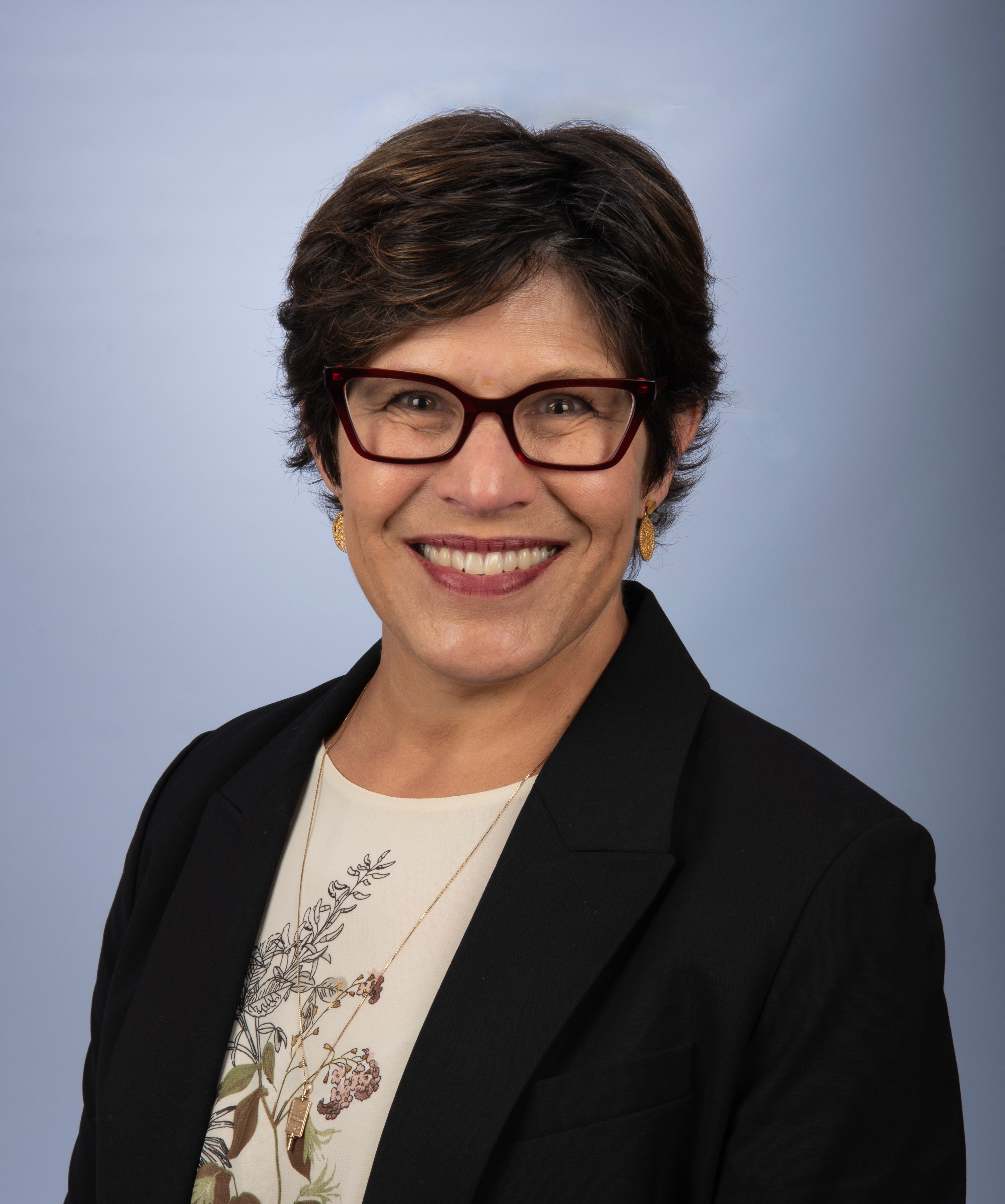 Lara Handsfield portrait